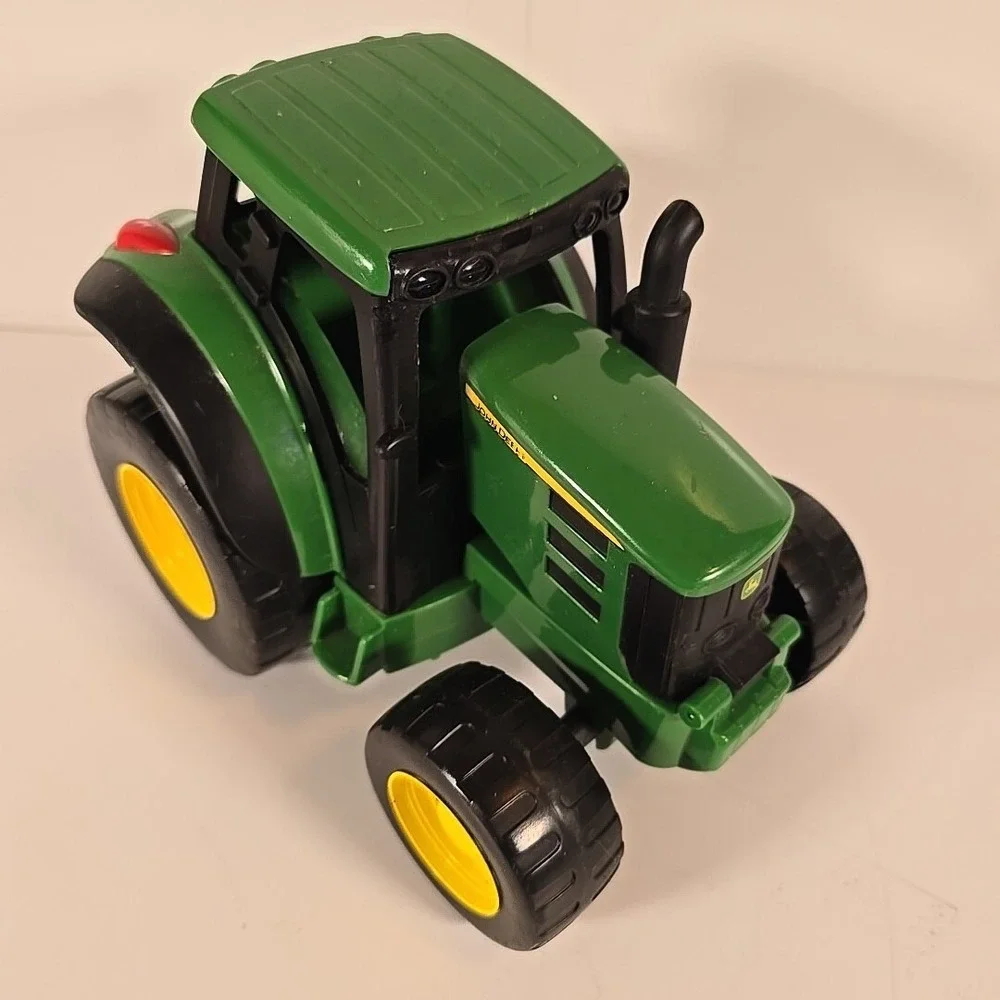 Green John Deere Monster Farm Tractor Model E0514Q00 Sound Feature Does Not Work
